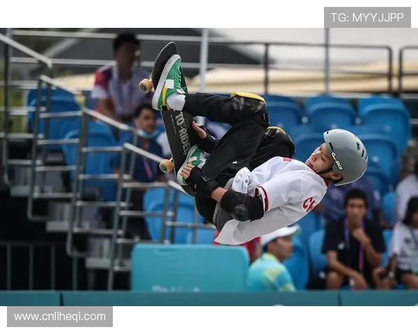 杭州滑板队突破传统战术实现包夹革新引领新潮流 杭州滑板队突破传统战术实现包夹革新引领新潮流
