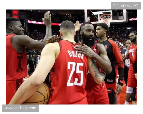 快船与火箭激战正酣精彩直播全程回顾与分析不容错过 快船与火箭激战正酣精彩直播全程回顾与分析不容错过